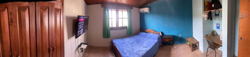 Dueño Vende 2 Casas En Un Mismo Padrón. Muy Próximo Al Centro, Shopping-terminal, Y Centros De Estudio.
