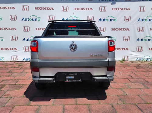 Imagen 4 de 14 de Dodge Ram 700 Cab Ext
