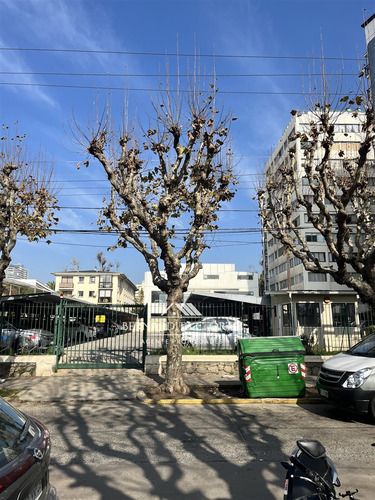 Venta Estacionamiento Techado Seguro En Corazón De Viña