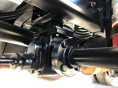 Ford Cargo - 1722e - 4x2 - 2011 - Tanque Combustivel 9.000 L