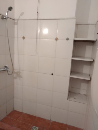 Imagen 5 de 12 de Prox.centro Comer Interno Con Mucha Luz Terraza Bajos Gastos