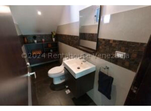 #24-29143 Increíble Casa Ubicada En Alto Hatillo