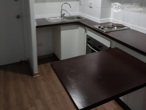 Departamento En Venta De 1 Dorm. En Estación Central
