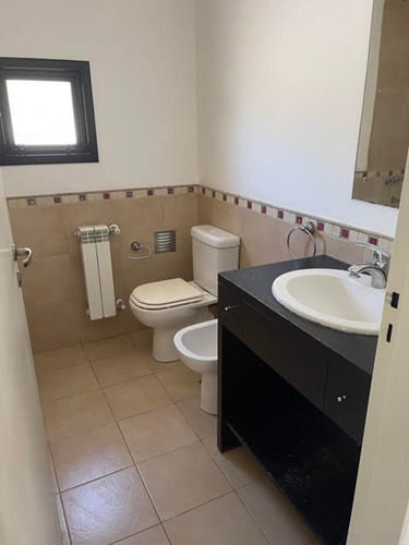 Imagen 12 de 18 de Duplex 3 Amb Casas Del Alto Impecable/oportunidad