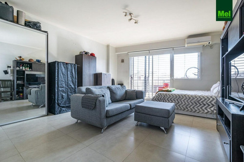 Imagen 3 de 17 de -venta- Luminoso Y Amplio Monoambiente