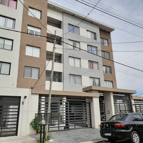Imagen 6 de 6 de Cochera Cubierta Lanus Oeste Venta Permuto
