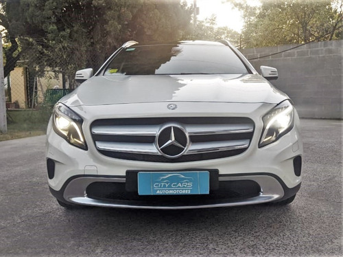 Imagen 2 de 13 de Mercedes Benz Gla 200 Urban A/t