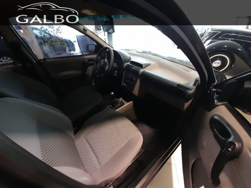 Chevrolet Corsa Full 1.4 Retira Con Usd3950 - Galbo