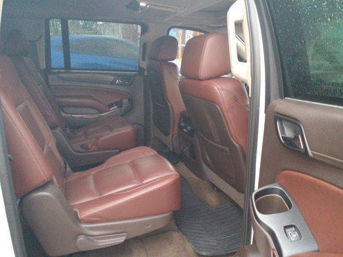 Chevrolet Suburban 5.3 Ltz 4x4 Mt