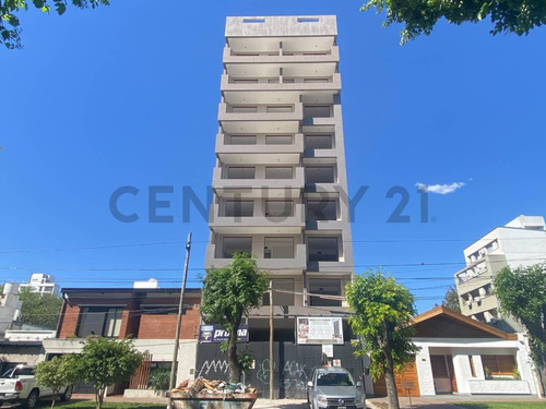 25 Y 55. Venta Departamento Al Frente A Estrenar Un Dormitorio Y Balcón