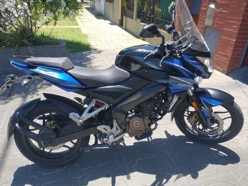 Bajaj Rouser Ns 200