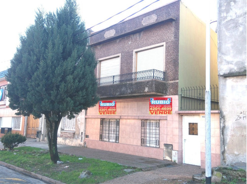 Casa En 2 Plantas Con Patio En Dock Sud Avellaneda