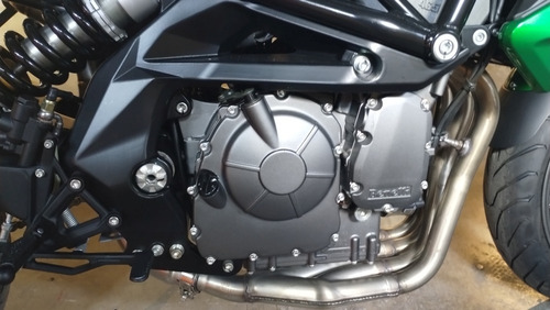 Imagen 11 de 16 de Benelli Tnt 600 S Linea 2021 0km Naked