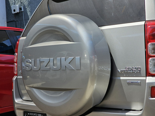 Suzuki Grand Vitara 2.4 Special L4 At