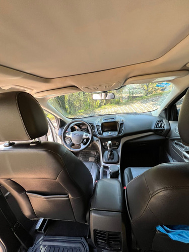 Ford Escape 2.5 Se Plus Mt