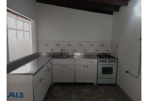 En Venta Casa De Dos Niveles En Guayabal(mls#249287)