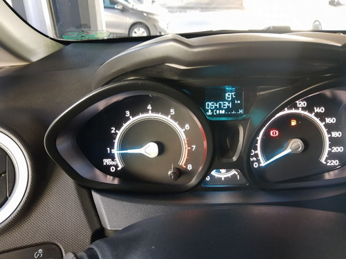 Imagem 9 de 10 de Ford Fiesta Hatch 1.6 16v 4p Se Flex