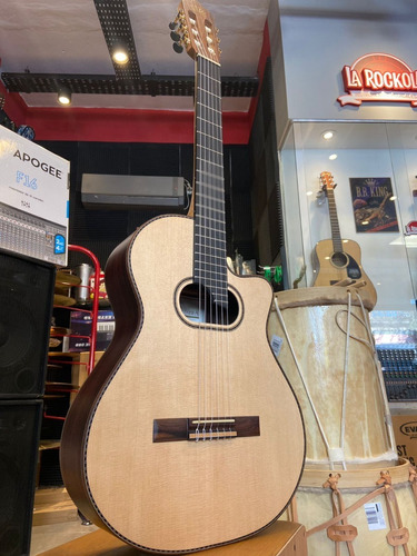 Guitarra Criolla La Alpujarra 100k Open Pore Detalles Outlet (Reacondicionado)