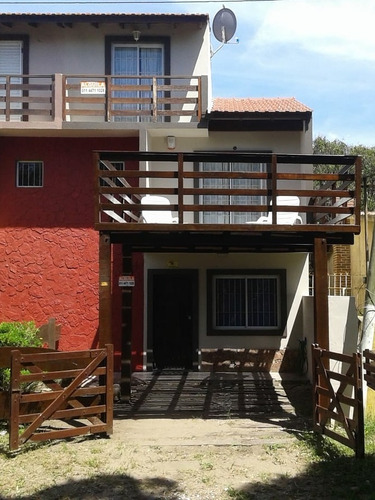 Imagen 2 de 13 de Triplex / Duplex En Costanara Mar Del Tuyu - Costa Del Este