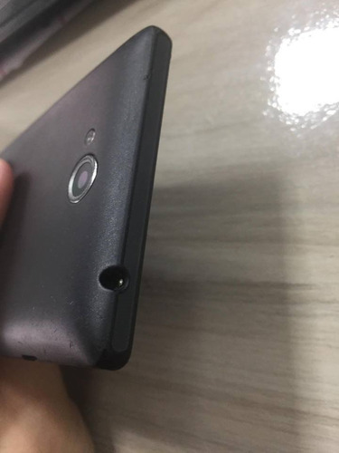 Celular Sony C2304 Usado Com Detalhes