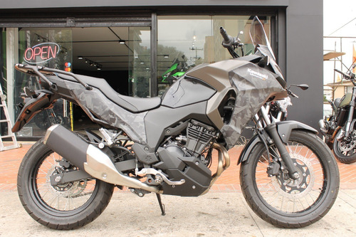 Kawasaki Versys 300 Camo - Negro 2020