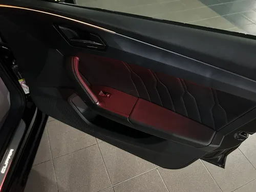 Seat Leon CUPRA BASE L4 2.0T 300HP AUT