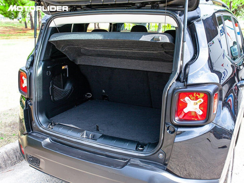 Imagen 12 de 25 de Jeep Renegade Sport 1.8 At | Permuta / Financia