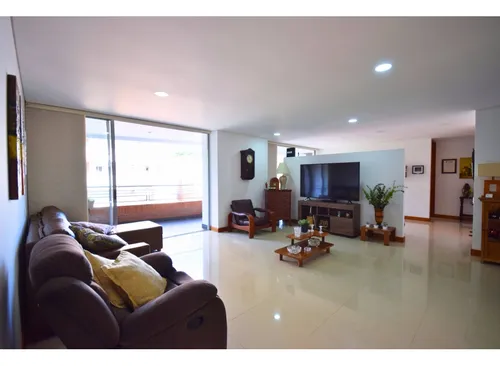 Se Vende Apartamento En El Primer Parque De Laureles
