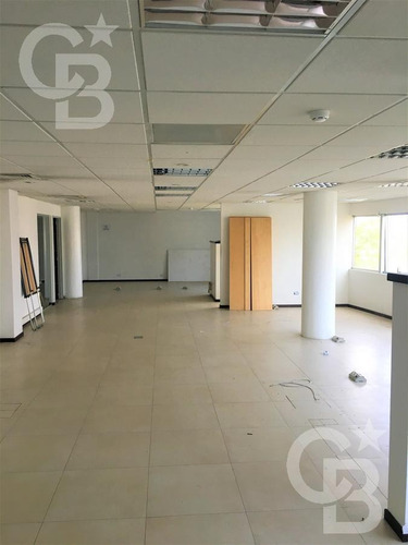 Imagen 6 de 11 de Venta - Edficio De Oficinas - Oficinas - Comercial - Vicente Lopez - Cochera - Seguridad
