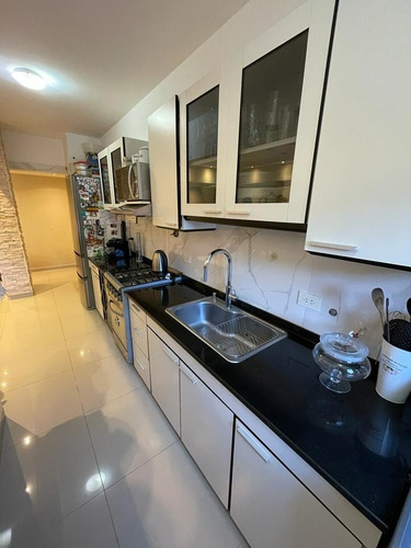 Imagen 7 de 25 de Departamento De 3 Ambientes Sobre P.b. - Segui Al 700