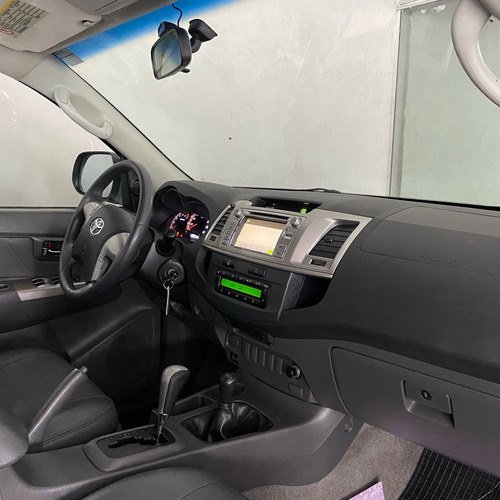 Toyota Hilux 2.7 Srv Cab. Dupla 4x4 Flex Aut. 4p
