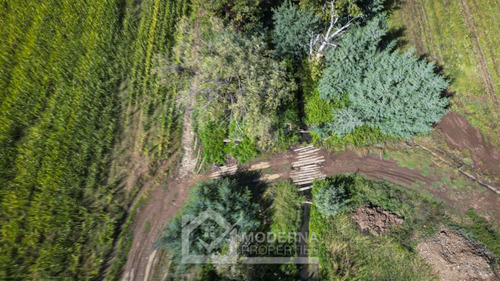 Predio De 87.8 Ha Con Derecho De Agua Y Acceso Asfaltado