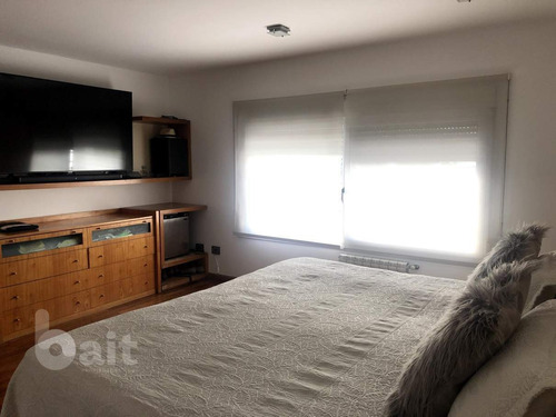 Imagen 27 de 29 de Venta Casa En El Cerro De Las Rosas, Moderna, Impecable De 3 Dormitorios Con Pileta Climatizada Y Calefacción Central.