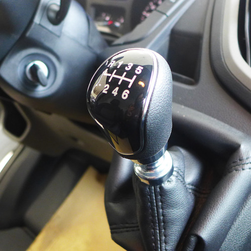 Ford Transit 2.2 Furgon Largo 350l