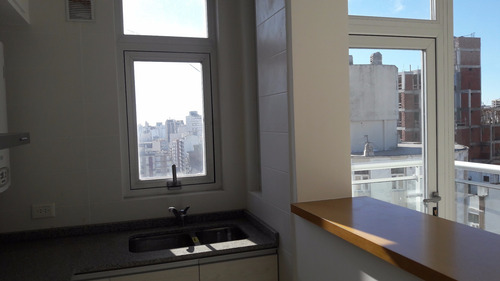 Imagen 6 de 30 de Piso 3 Ambientes // Bolívar 3100 Andros