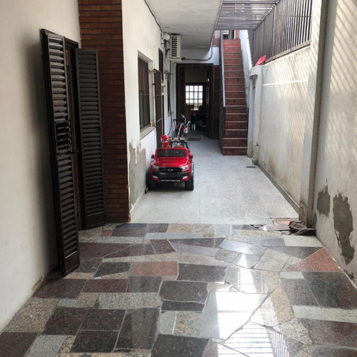 Imagen 11 de 16 de Casa 7 Ambientes. En Lote Propio De 8,12 X 35. Oportunidad