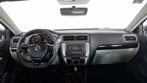 Volkswagen Jetta 2.0 LIVE TIP.
