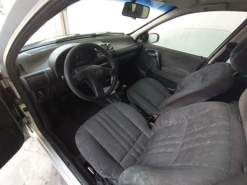Corsa Sedan 1.0 16v Turbo! Etanol
