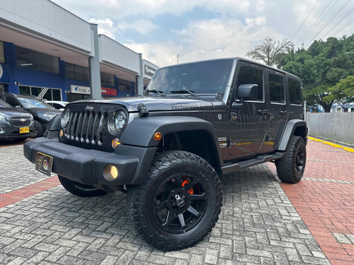 Jeep Wrangler 3.6 Sport Unlimited