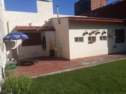 Casa 4 Amb Con Enorme Parque - Toda En Planta Baja!