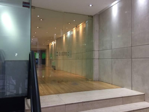 Excelente Oficina En Alquiler En Zona Plaza San Martín