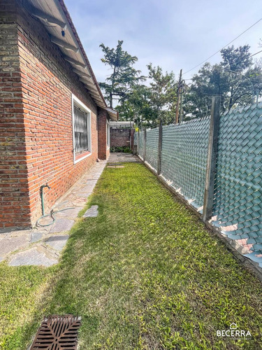 Chalet En Venta En Barrio Inglés - Hurlingham