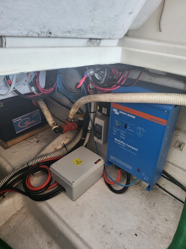 Imagen 10 de 12 de Mara 25 Volvo Penta V8 5.7 Gxi