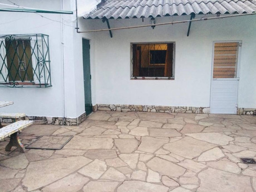 Imagen 9 de 13 de Chalet Ph De 3 Ambientes C/ Cochera En Venta - Moron Sur