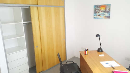 Imagen 8 de 12 de Alquiler Oficinas Y Consultorios Por Módulo / Hora, Morón Centro. Nuevo !!