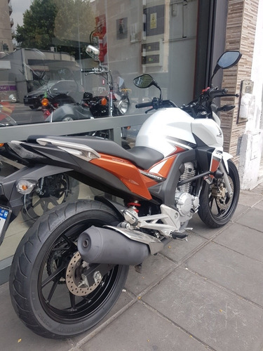 Honda Cb 250 Twister Cbx Financio Permuto Qr Motors