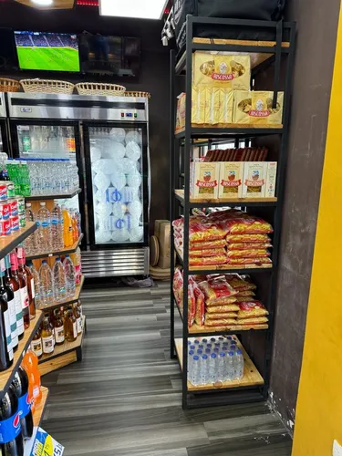 Se Vende Bodegón En Chacao Vl