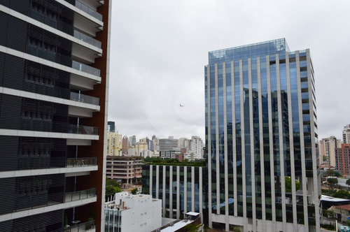 Imagem 25 de 26 de Excelente Sala Comercial Á Venda! - Reo25363