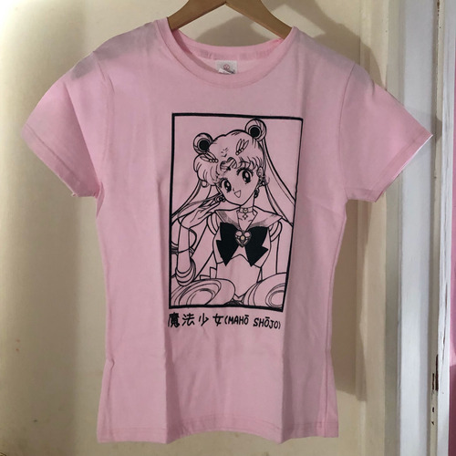 Camiseta Rosa Sailor Moon Talla M