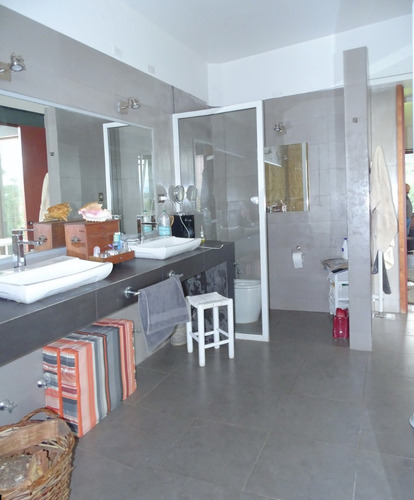 Cod-295 Arriendo Temporal Espectacular Casa Orilla De Lago